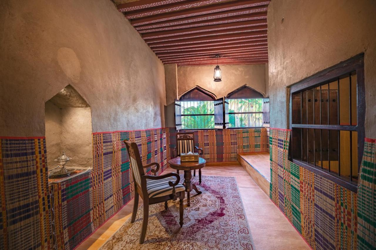Antique Inn Nizwa Exteriör bild