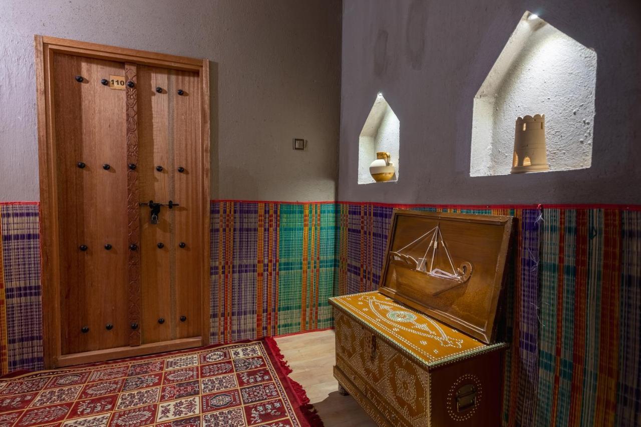 Antique Inn Nizwa Exteriör bild