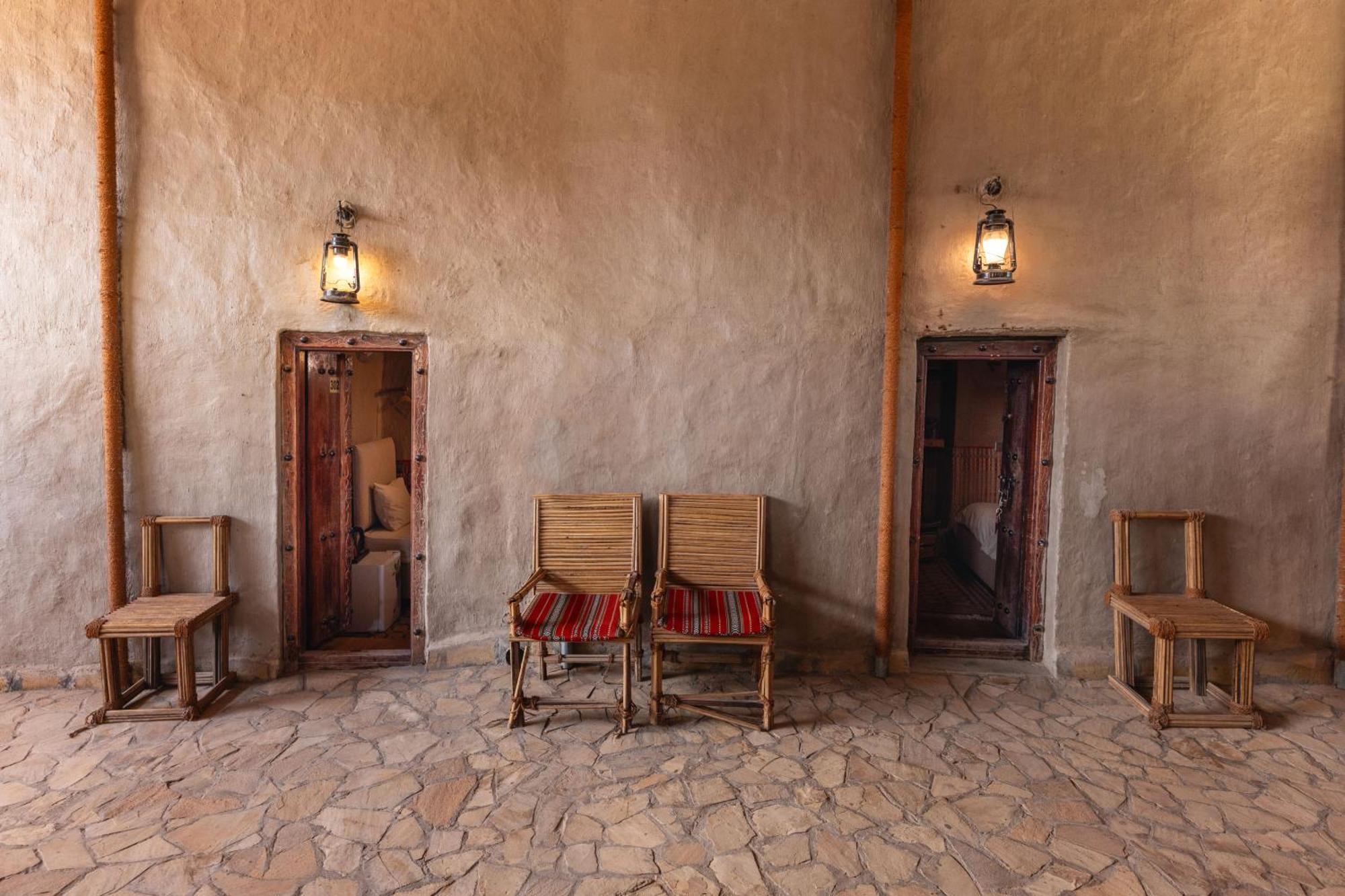 Antique Inn Nizwa Exteriör bild